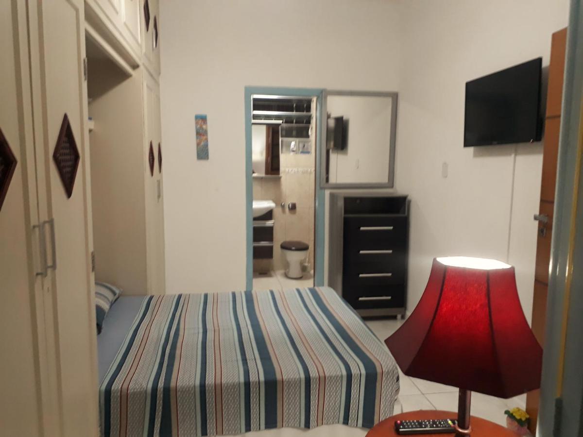 Edificio Alone Com Terraco Na Quadra Da Praia, Espacoso E Silencioso Apartamento *
