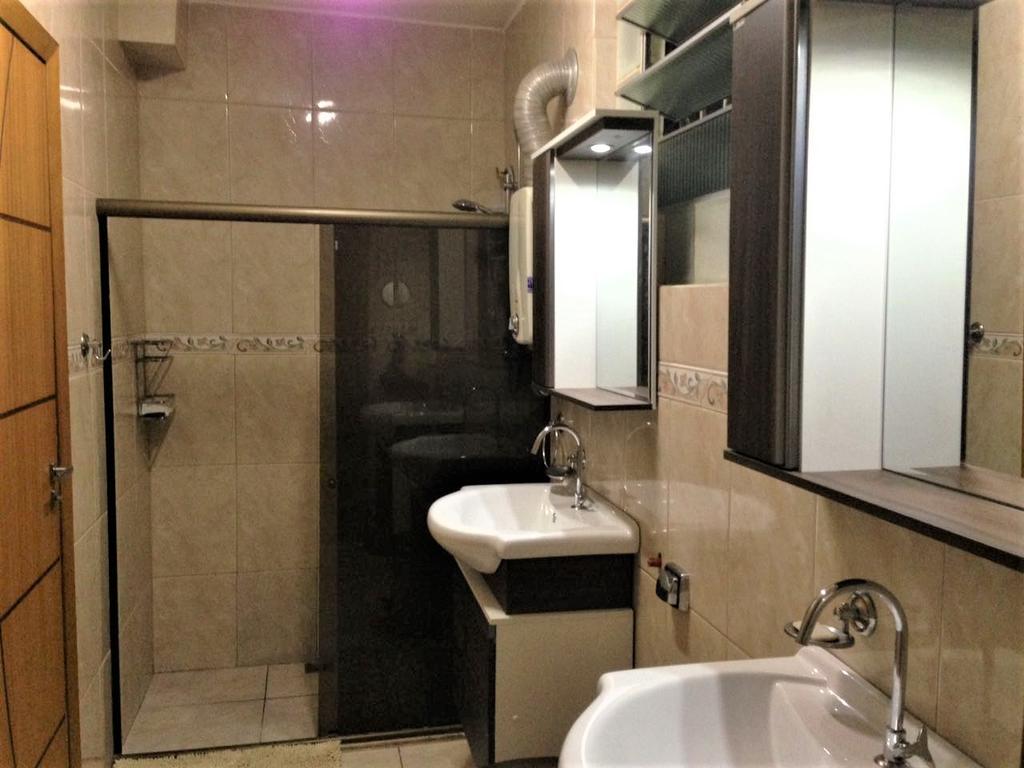 Edificio Alone Com Terraco Na Quadra Da Praia, Espacoso E Silencioso Apartamento *